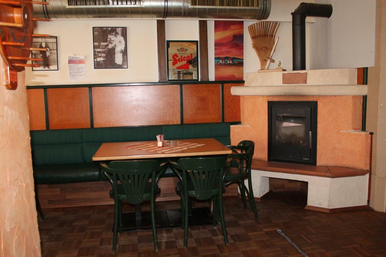 Gasthof-Cafe-Risano Haslach an der Mühl Esterno foto